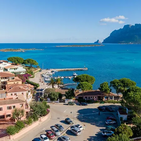 Porto San Paolo Apartments Apartment *