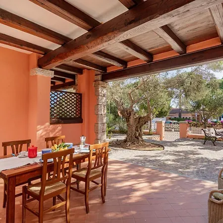 아파트 Porto San Paolo Apartments *