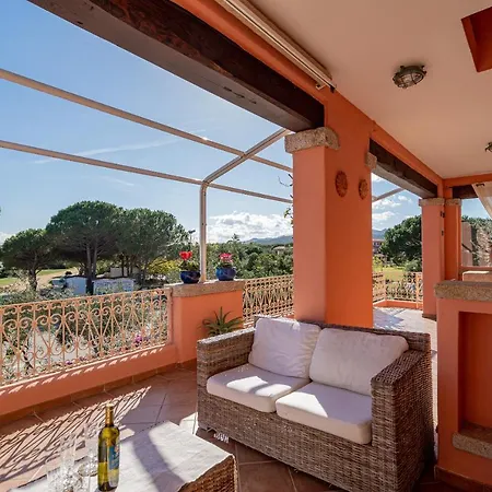 아파트 Porto San Paolo Apartments