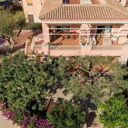 Porto San Paolo Apartments *