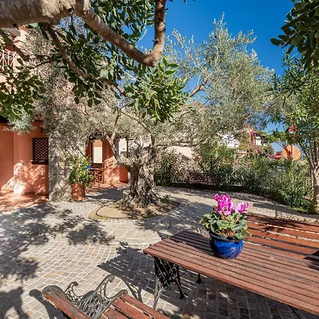 Apartamento Porto San Paolo Apartments