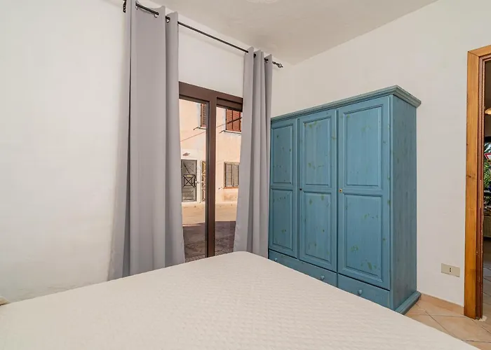 Porto San Paolo Apartments Apartmán *