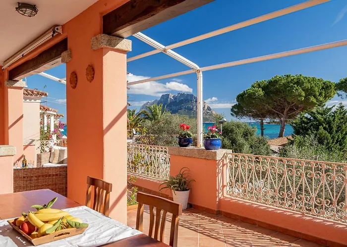 Porto San Paolo Apartments *